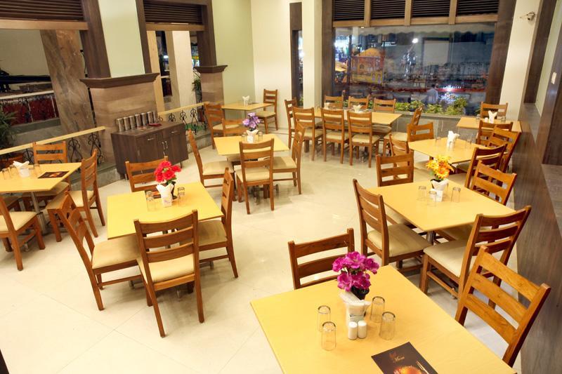 Hotel Sham Suman, Kolhapur- Opposite To Mahalaxmi Temple Luaran gambar