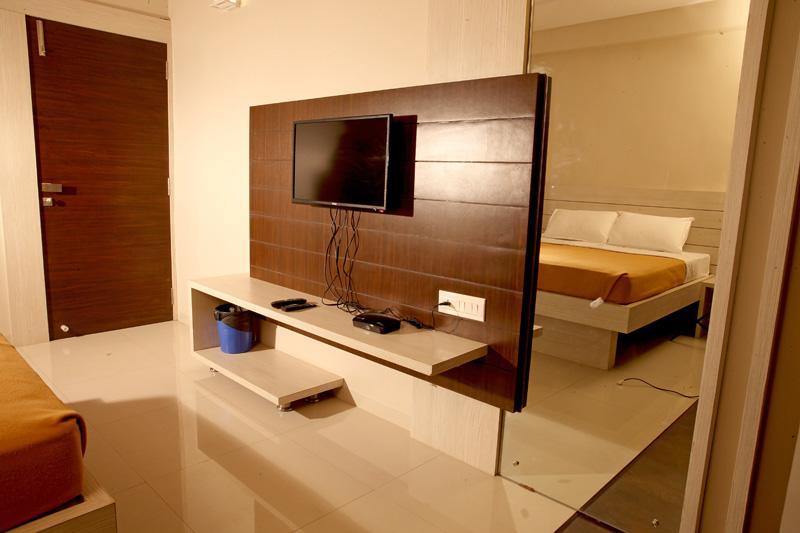 Hotel Sham Suman, Kolhapur- Opposite To Mahalaxmi Temple Luaran gambar