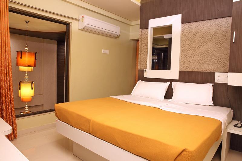 Hotel Sham Suman, Kolhapur- Opposite To Mahalaxmi Temple Luaran gambar