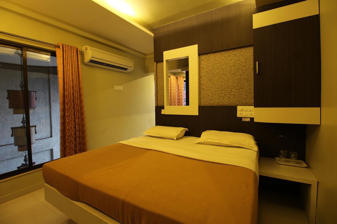 Hotel Sham Suman, Kolhapur- Opposite To Mahalaxmi Temple Luaran gambar