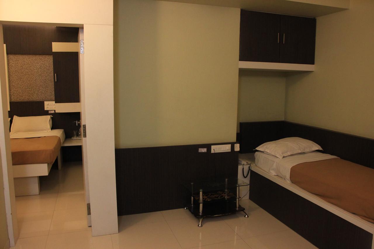 Hotel Sham Suman, Kolhapur- Opposite To Mahalaxmi Temple Luaran gambar